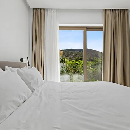 호텔 Saronia Estate